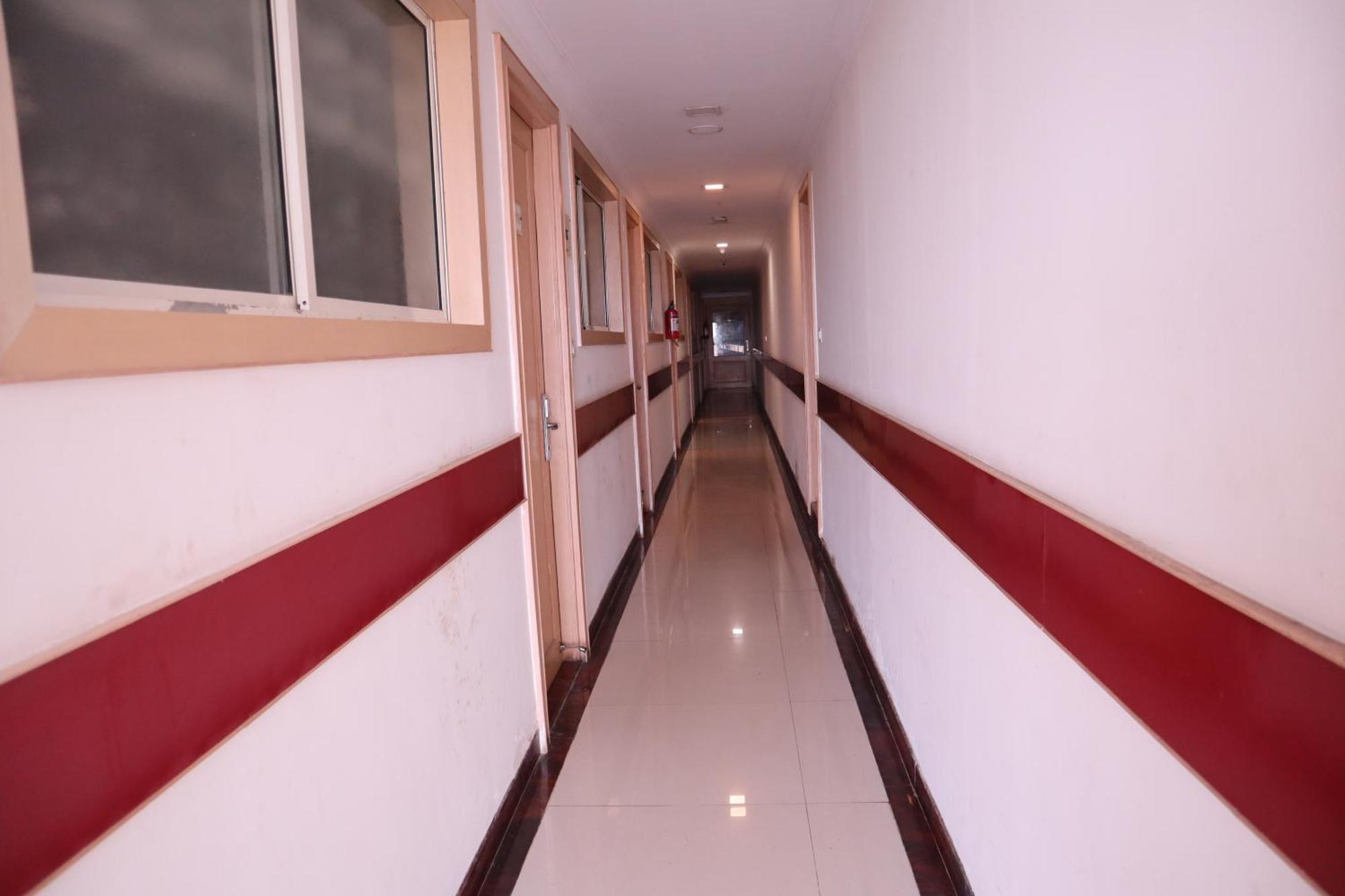 Sri Sai Ram Suites Bangalore Dış mekan fotoğraf