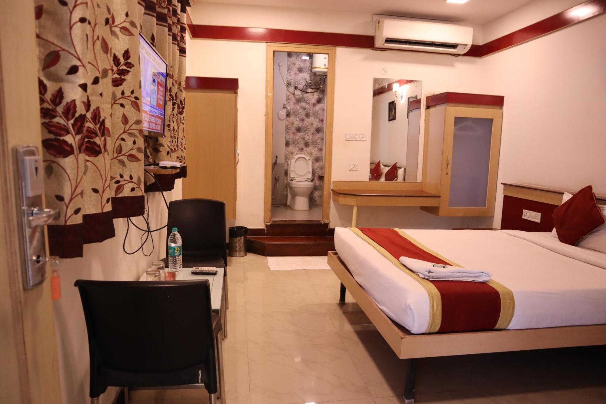 Sri Sai Ram Suites Bangalore Dış mekan fotoğraf
