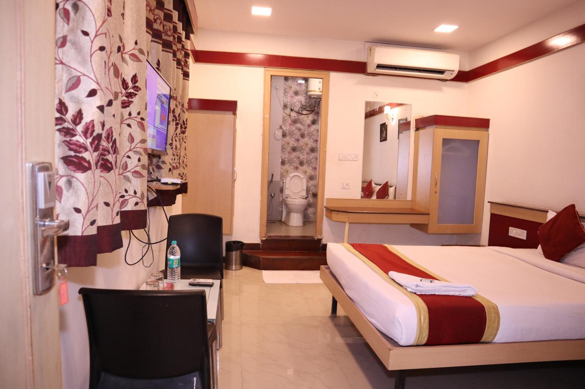 Sri Sai Ram Suites Bangalore Dış mekan fotoğraf