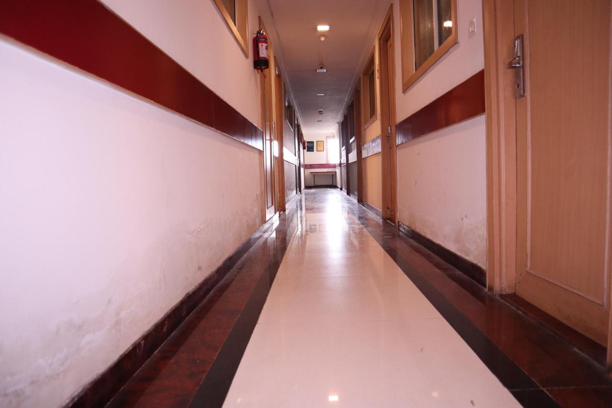 Sri Sai Ram Suites Bangalore Dış mekan fotoğraf